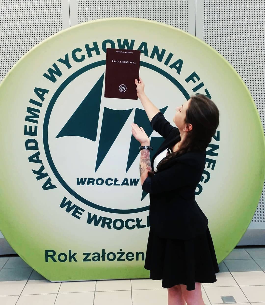 36798421_2143066725964077_4317699363896819712_n